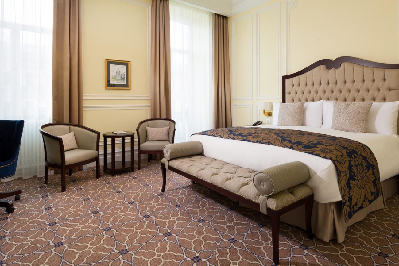 Premier Room